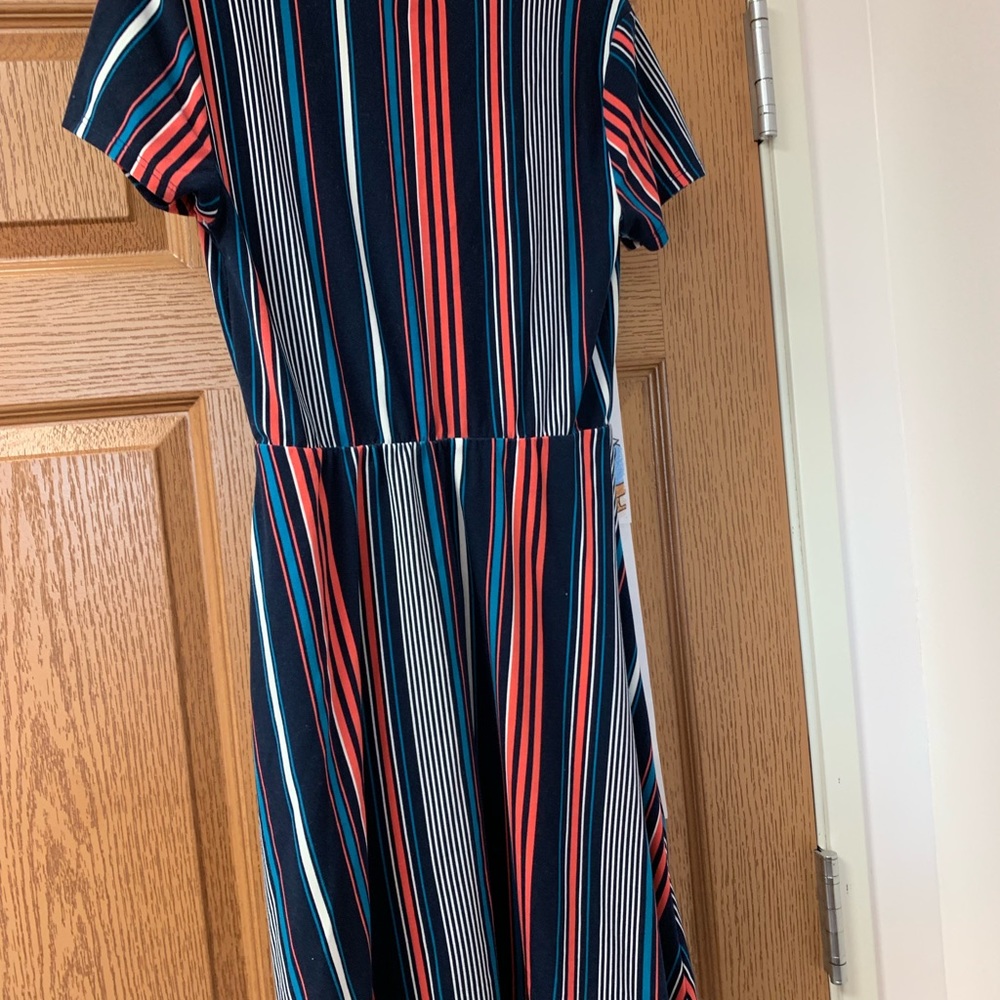 Dress - Picture 5 of 6